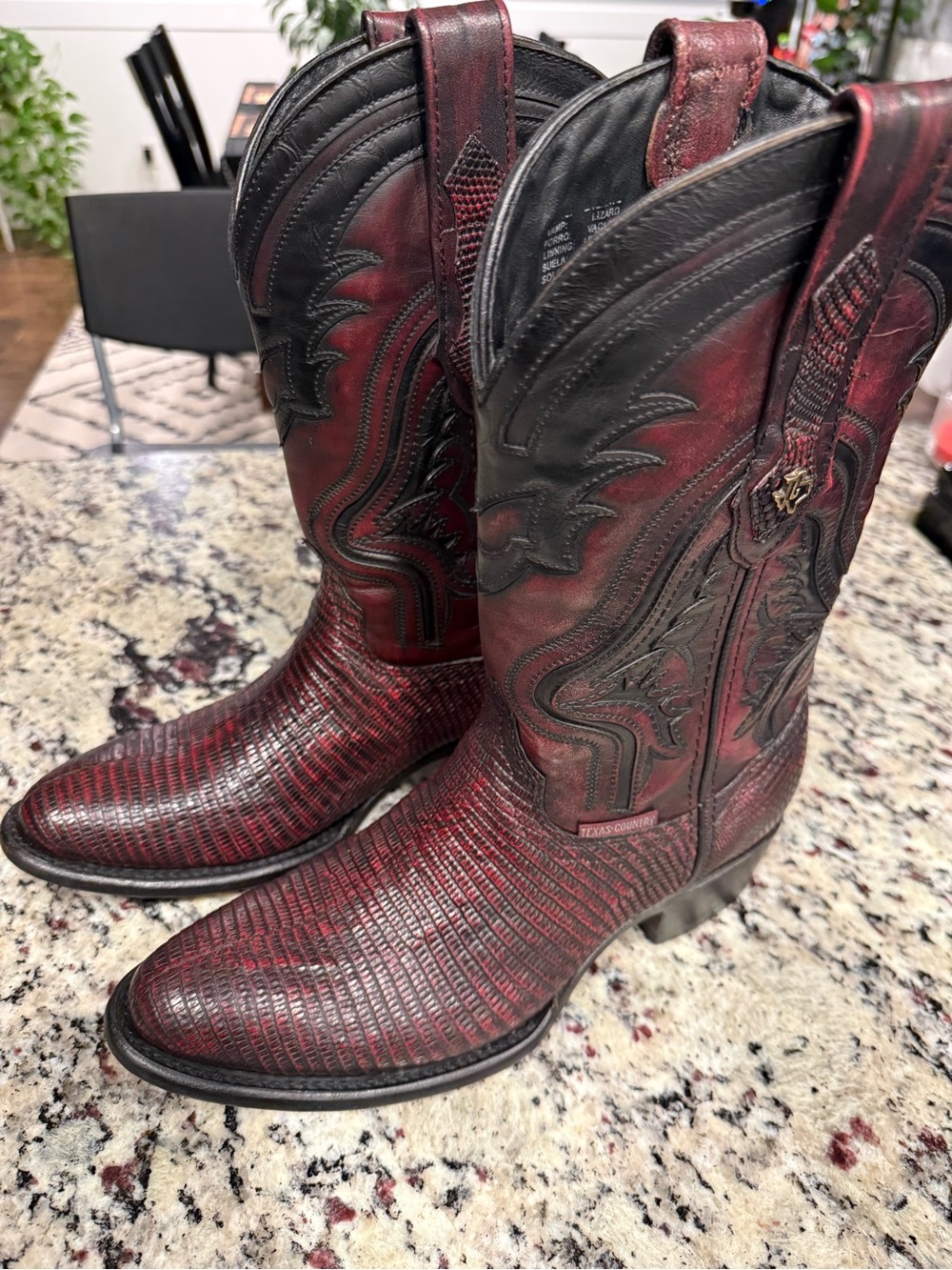 Men's Texas Country Black Cherry Teju Lizard Cowboy Boots. Size 8D